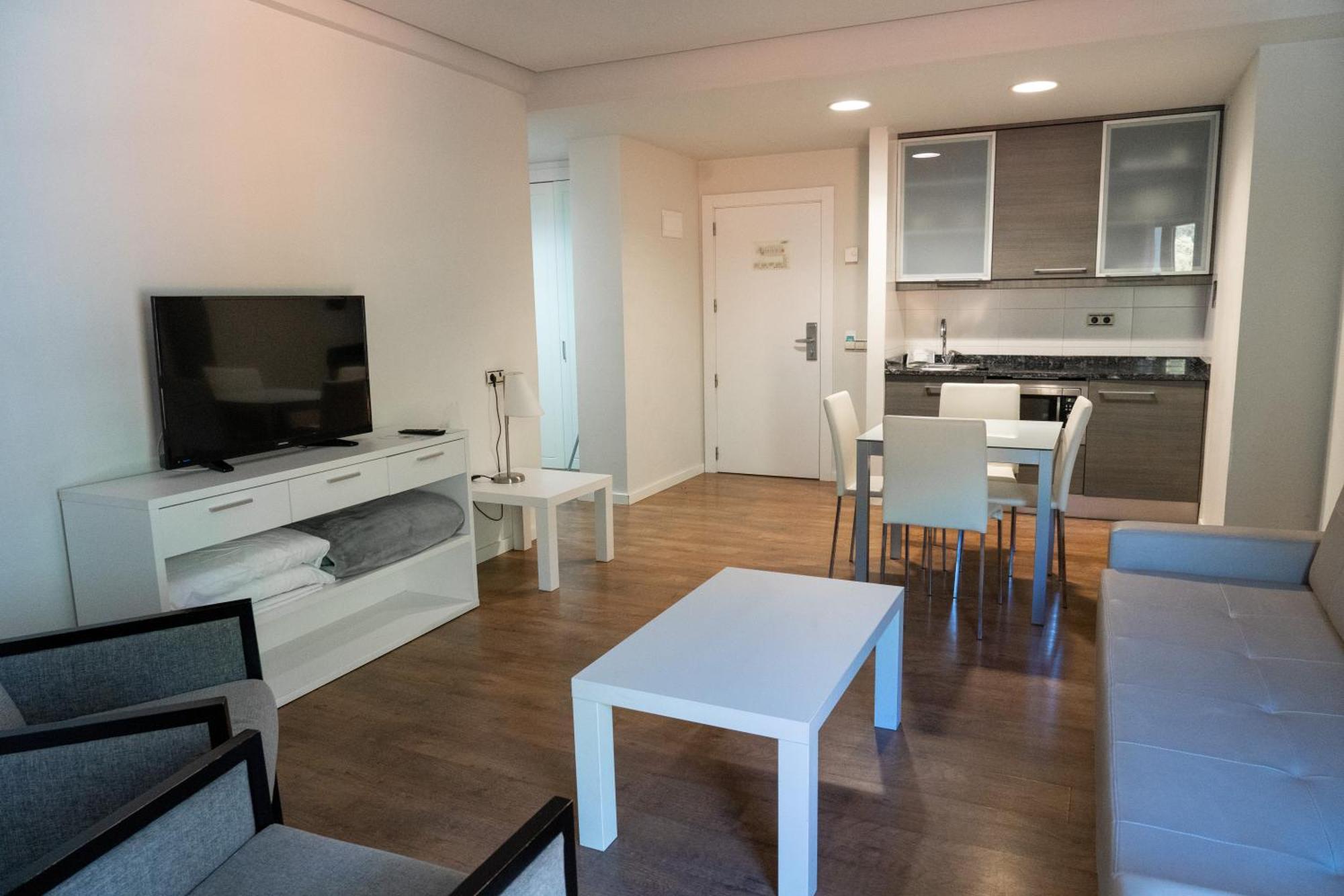 Hotel Y Apartamentos Snoe Isaba Exteriér fotografie