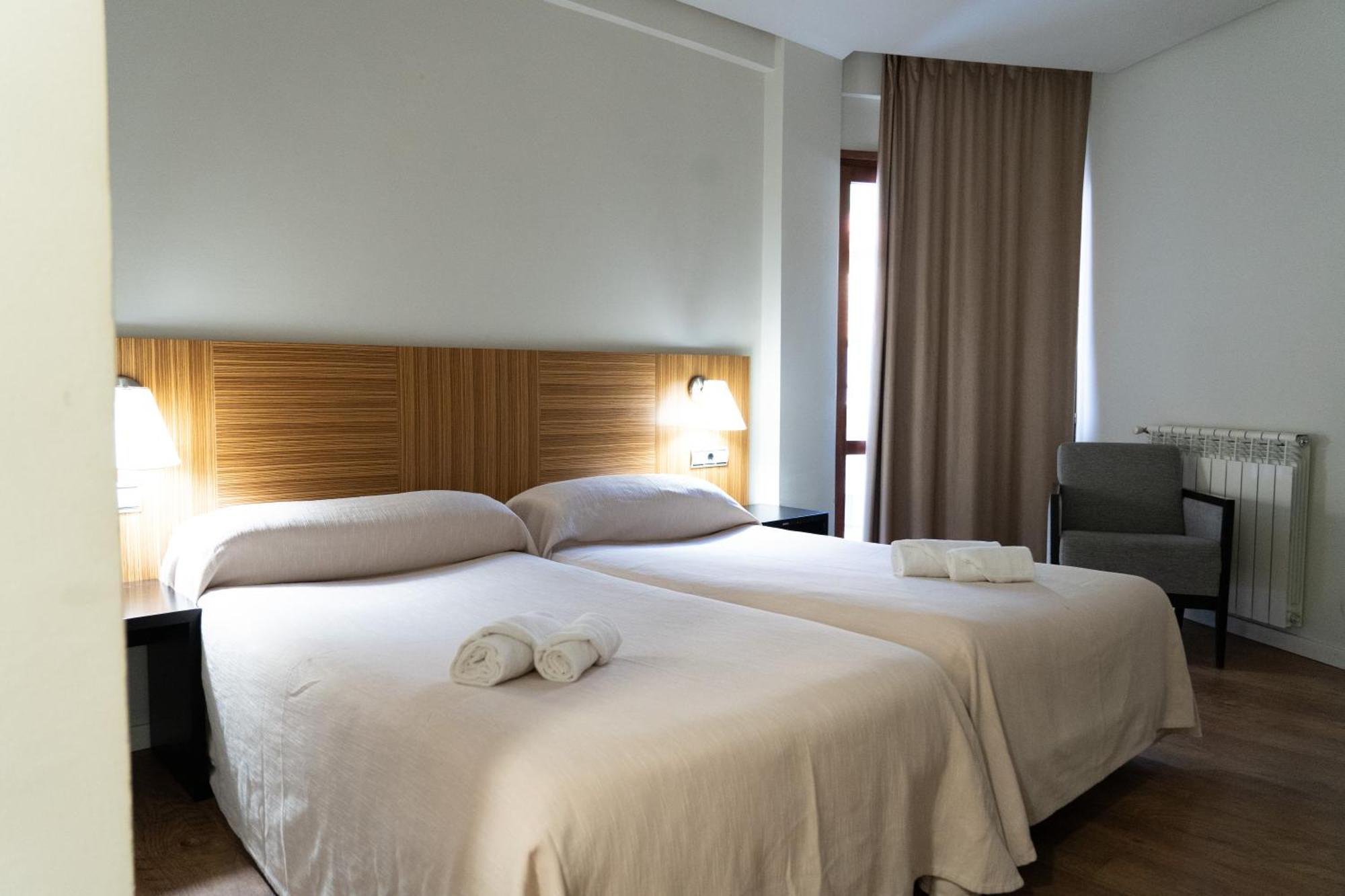 Hotel Y Apartamentos Snoe Isaba Exteriér fotografie